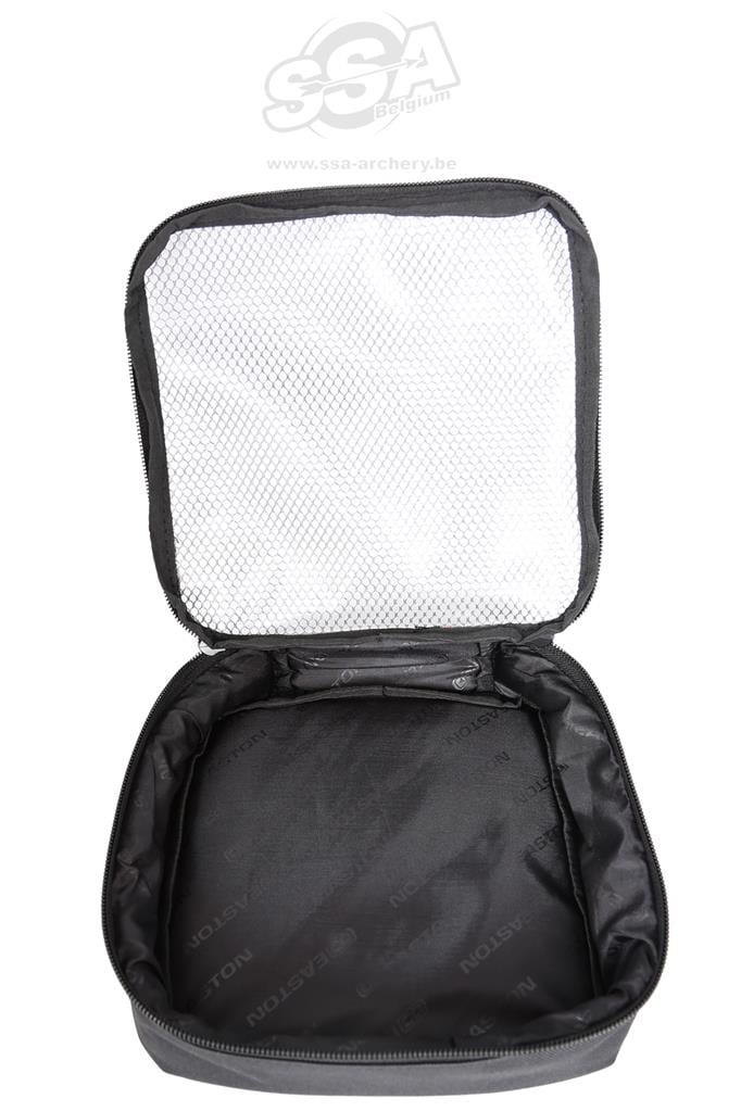 EASTON CASES CUBE 77 QUARTER POCKET BLACK